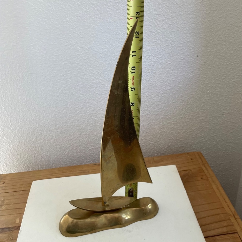 Vintage Brass Sailboat Sculpture Coastal Shelf Decor Mid Century Modern Nautical - Picture 9 of 10